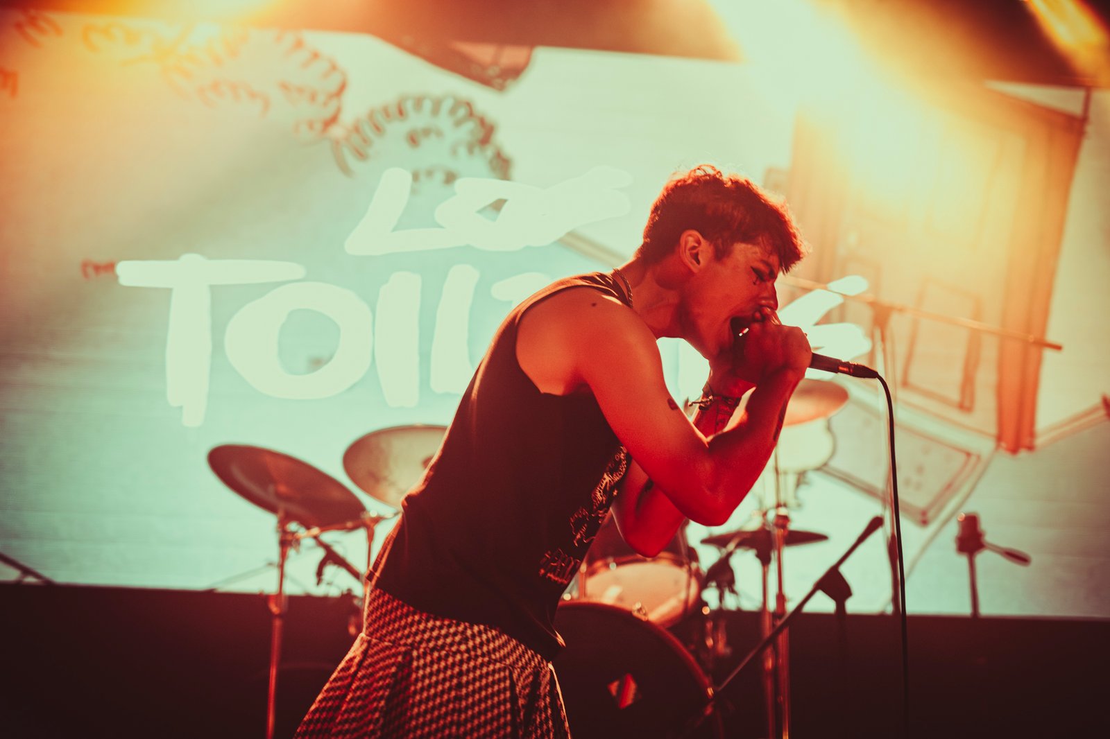 Los Toiletes: “Meter 25.000 efectos a la vida la hace menos deprimente”