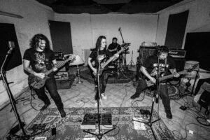 Nacre: “El disco lo grabamos con instrumentos hechos por nosotros”